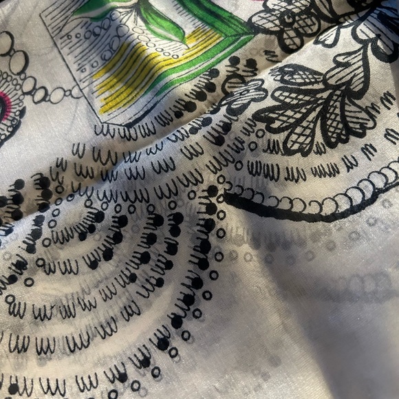 VTG Stunning Hand Rolled Silk floral scarf made in Japan. Vibrant colors - Picture 9 of 10